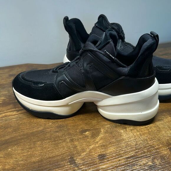 Michael Kors Olympia Extreme Trainers Black Sneakers Womens size 9.5 - Picture 4 of 10